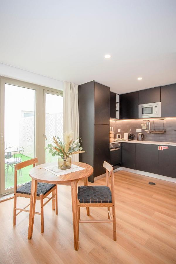 Liiiving In Porto - Downtown Essence Apartments Экстерьер фото