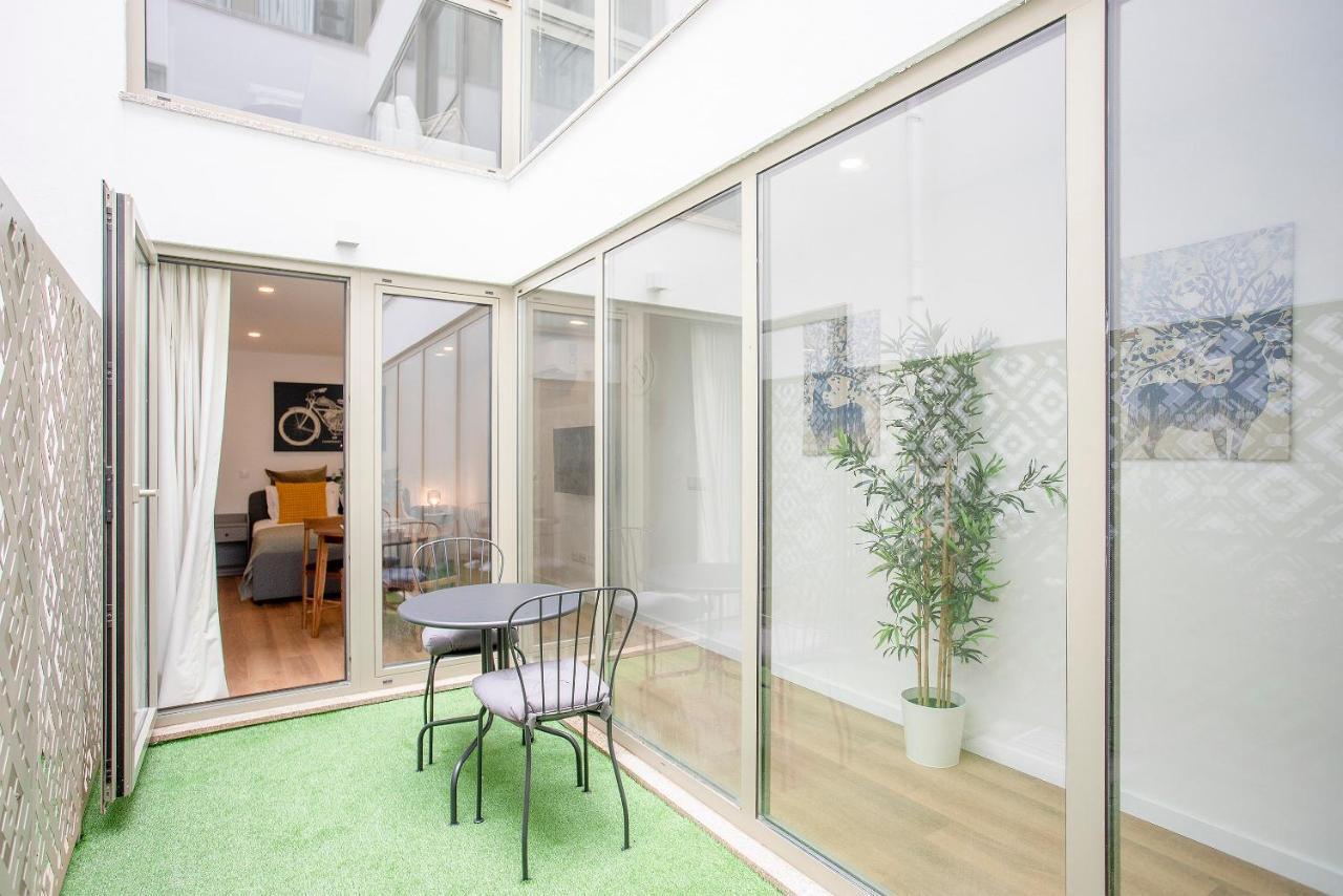 Liiiving In Porto - Downtown Essence Apartments Экстерьер фото