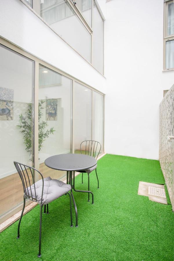 Liiiving In Porto - Downtown Essence Apartments Экстерьер фото